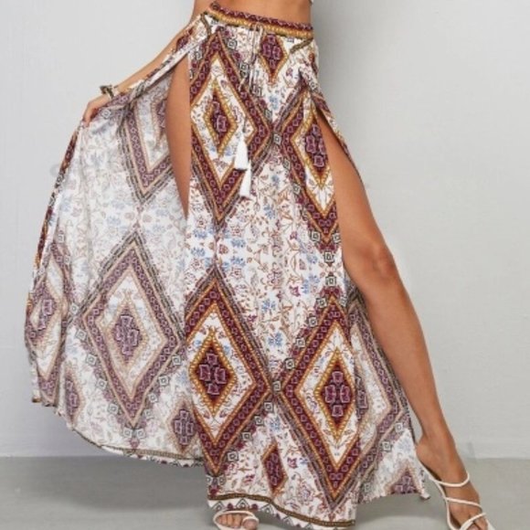 Boho Floral Scarf Crisscross Crop Halter Top & M-slit Thigh Skirt Set - Picture 4 of 4